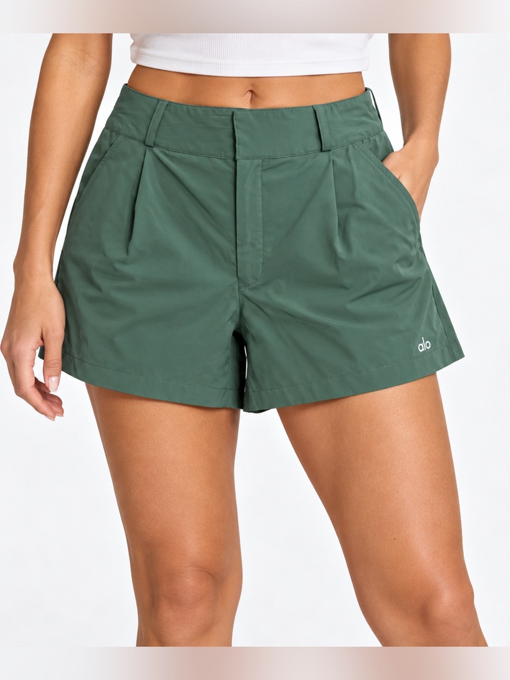Alo Yoga High Waist Status Trouser Shorts Cactus Green Size Small Golf